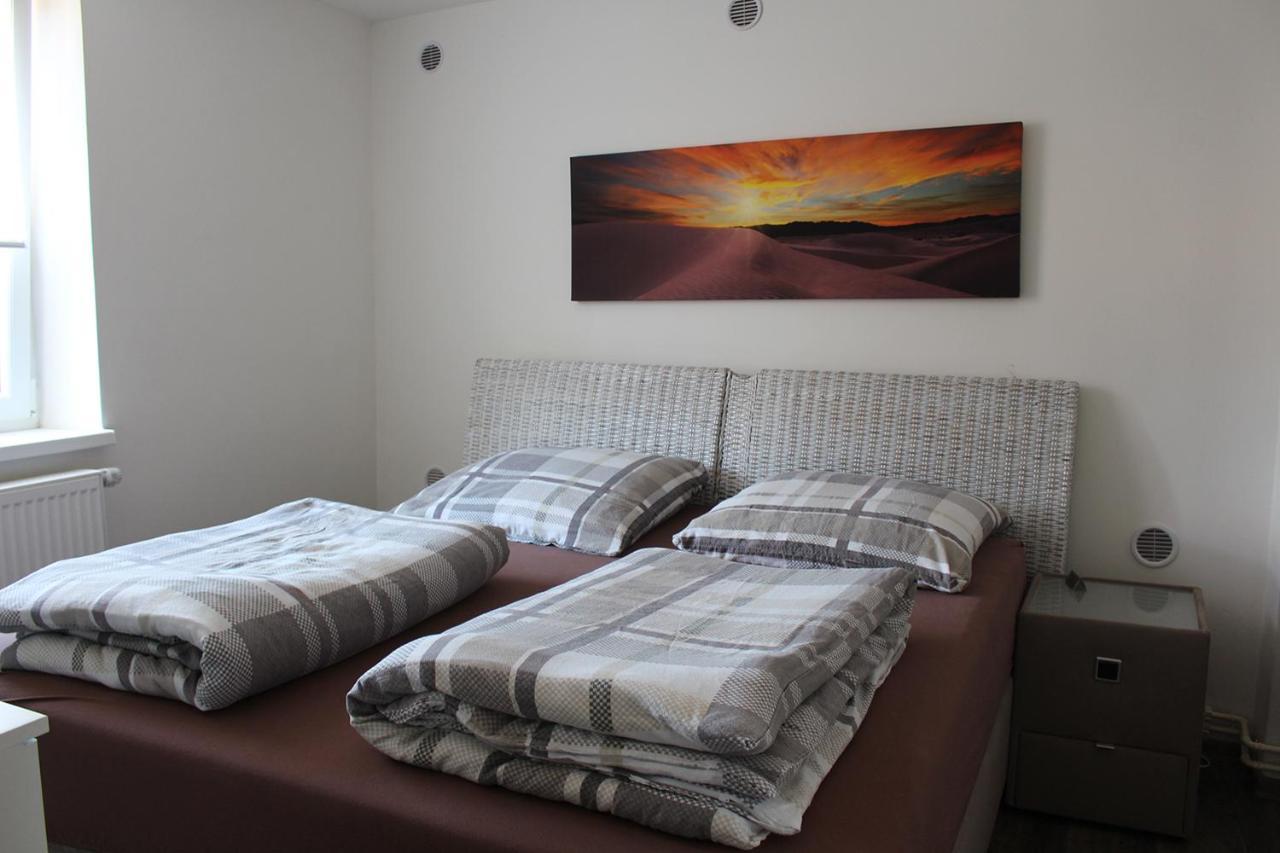 Pension Mois Wurz Buitenkant foto